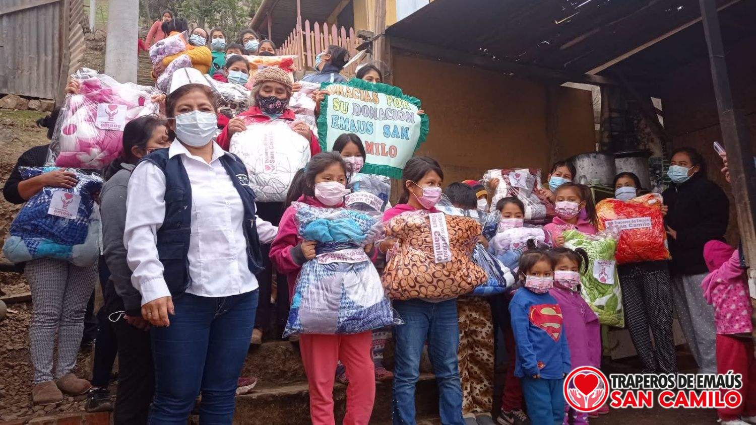 Dona lo que No Usas: Guía Completa para Ayudar y Despejar tu Hogar