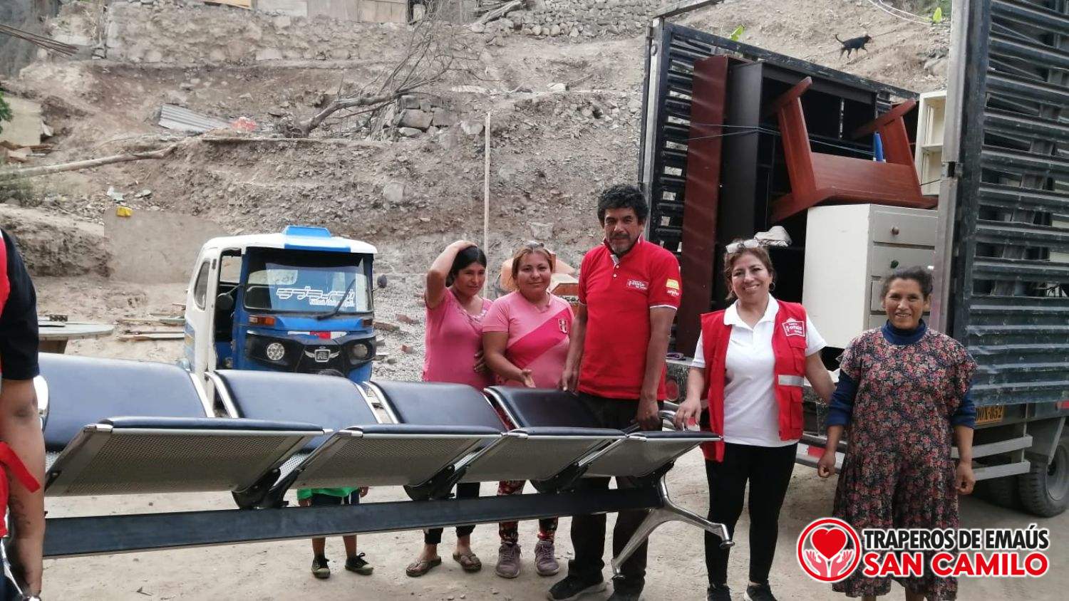 Traperos de Emaús Callao: Ayuda Social y Reciclaje en Acción