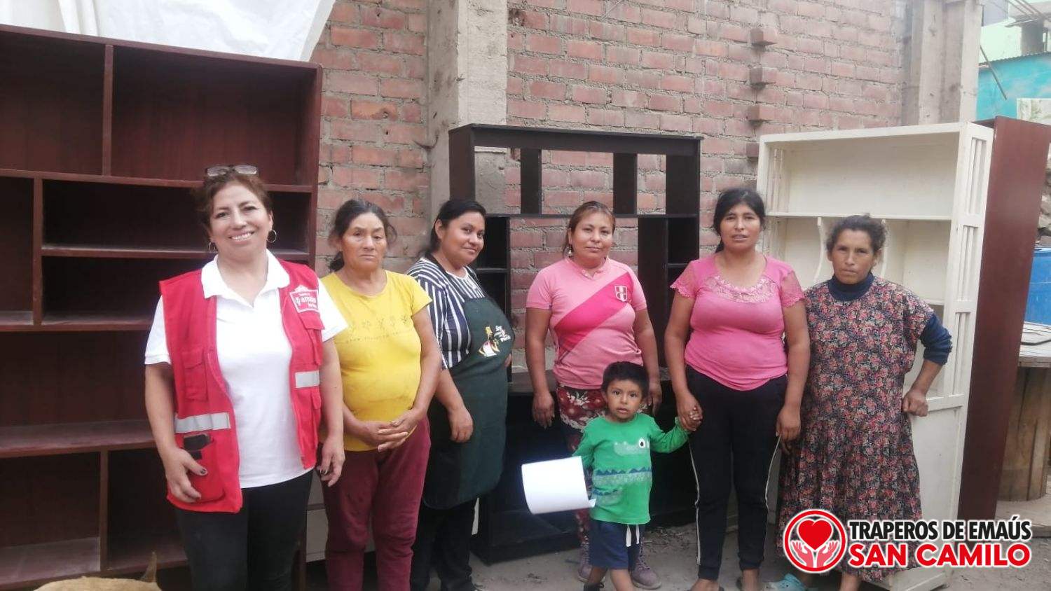 Traperos de Emaús Los Olivos: Ayuda a la Comunidad y al Planeta