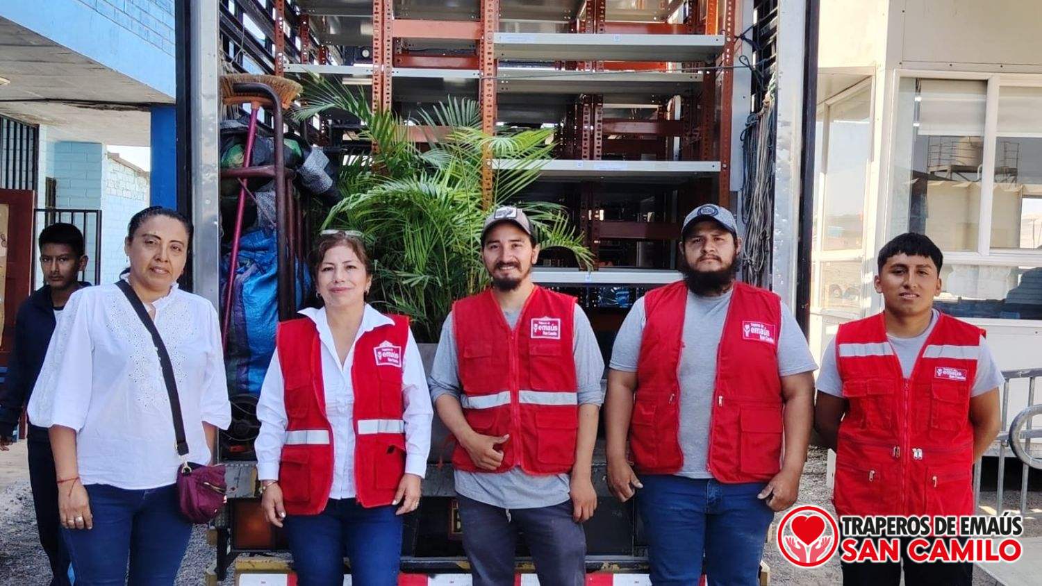 Traperos de Emaús San Juan de Miraflores: Ayuda, Reciclaje y Solidaridad